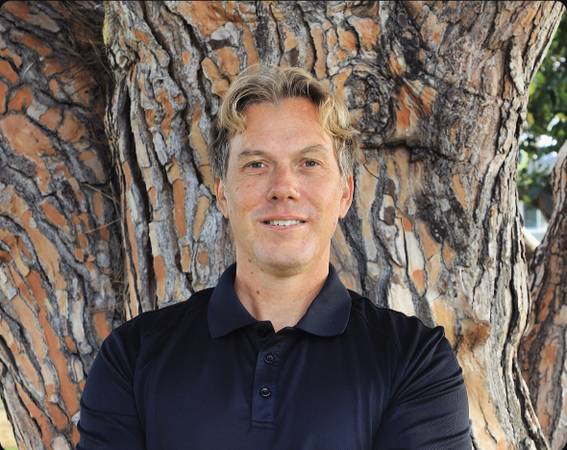 Bjorn Hazelquist, independent competitor intelligence analyst